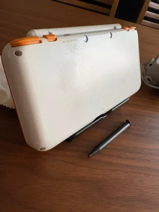 64gb New Nintendo 2DS XL Naranja