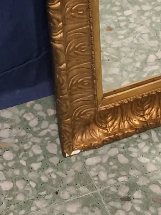 Espejo antiguo rectangular dorado