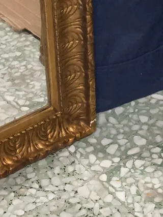 Espejo antiguo rectangular dorado