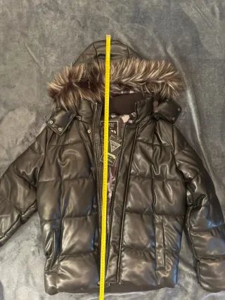 Cazadora Guess Negra