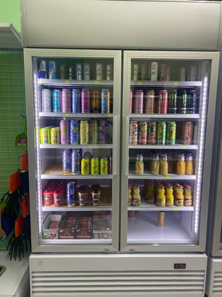 Nevera expositora