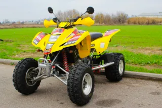 Suzuki LTZ 400 Quad Amarillo