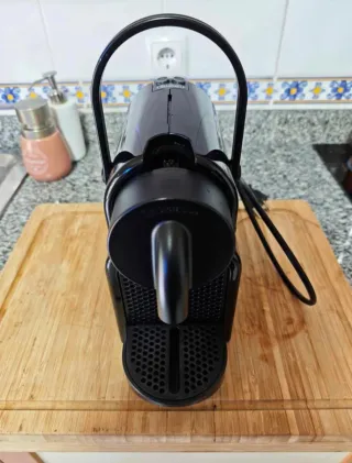 DeLonghi Latissima one - Nespresso preta