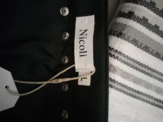 Falda Polyester Negra Tachuelas