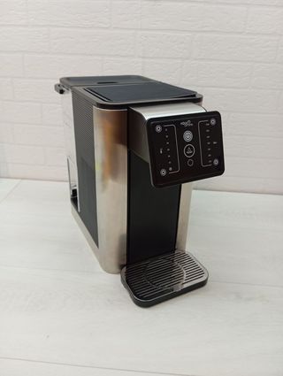 Dispensador de agua caliente y fria