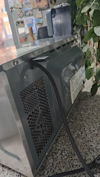 Microondas Grill Orbegozo 700W