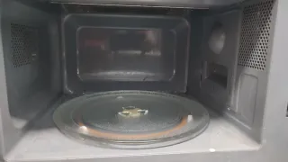 Microondas Grill Orbegozo 700W