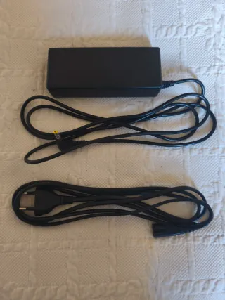 Adaptador AC para portátil