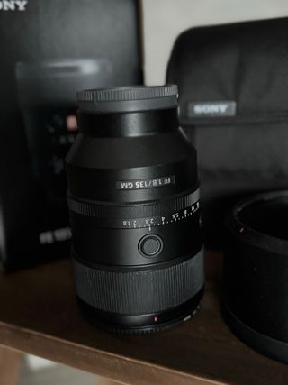 Sony FE 135mm f/1.8 GM