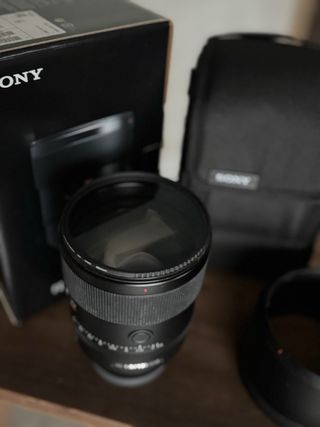 Sony FE 135mm f/1.8 GM
