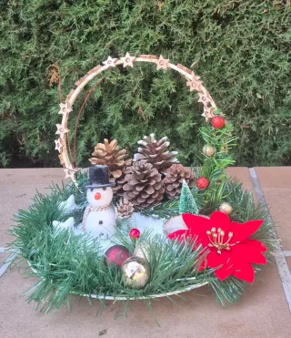 Centro de Navidad con Muñeco de Nieve