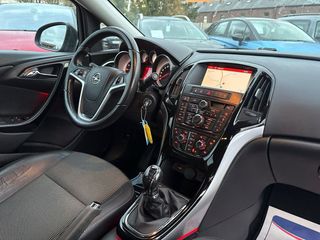 Opel  Astra berline 2015
