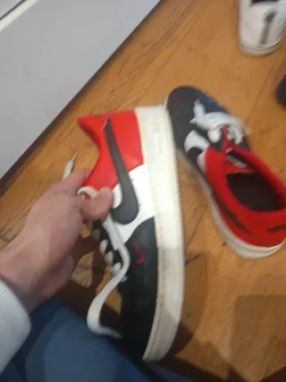 Nike Dunk Zapatillas Negras y Rojas