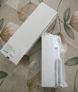 Telefonillo portero automático blanco