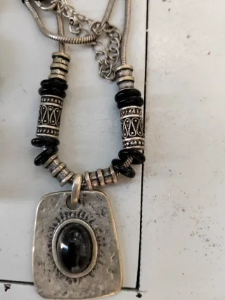 Lote bisutería y relojes