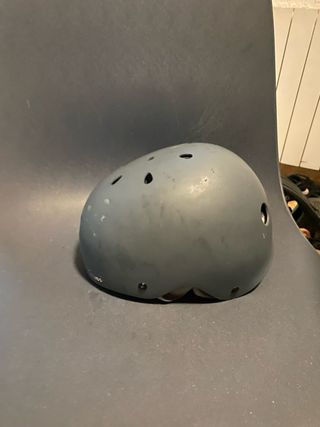 Casco Patinete / Skate Negro