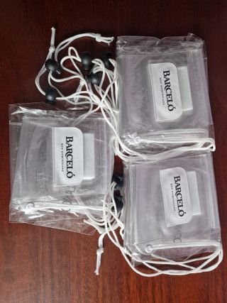 7 Fundas impermeables móvil - Ron Barceló