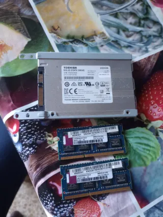 SSD Toshiba TR200 y 2x RAM .ddr3