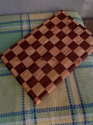 Tagliere in legno a scacchiera
