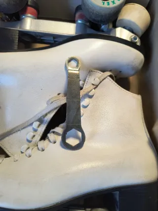 Patines 4 ruedas talla 36