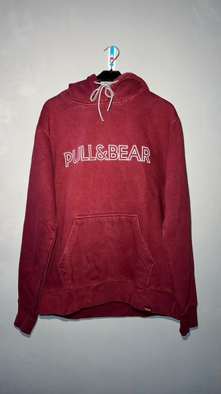 Casaco Pull&Bear vermelho com capuz