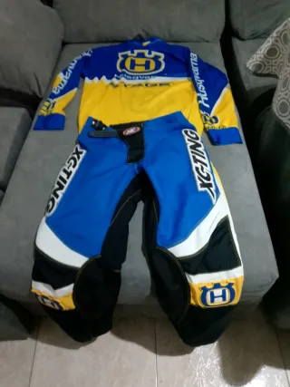 Traje Motocross Husqvarna Talla S