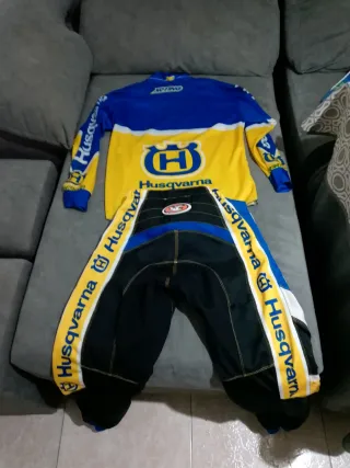 Traje Motocross Husqvarna Talla S