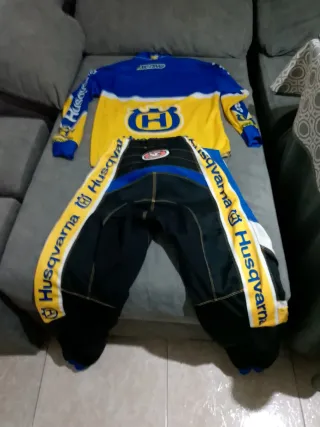 Traje Motocross Husqvarna Talla S