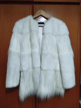 Abrigo pelo blanco
