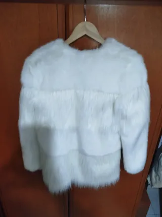 Abrigo pelo blanco