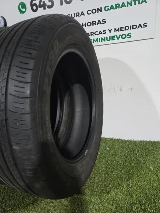 225 60 18 100H DUNLOP GRANDTREK PT30