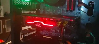 Tarjeta Gráfica AMD Radeon RX 5600 XT,  6GB Vram -