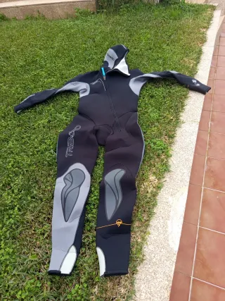 Traje de neopreno para submarinismo Talla 46