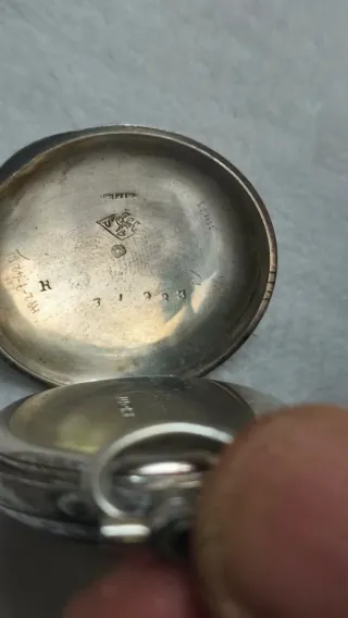 Reloj de bolsillo antiguo plata