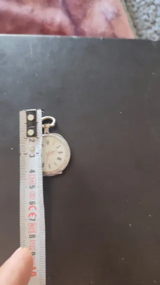 Reloj de bolsillo antiguo plata