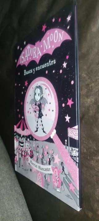 Isadora Moon - Busca y encuentra