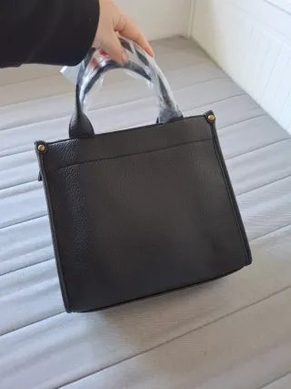 Bolso de mano polipiel con asa