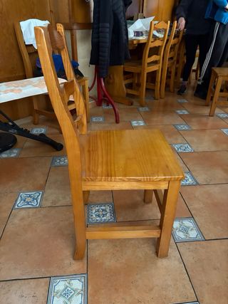 Set di 20 sedie in legno massello rustico