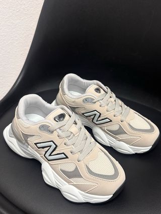 Zapatillas deportiva doble suela Gris, beige