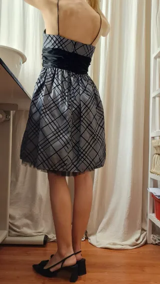 Vestido de fiesta midi