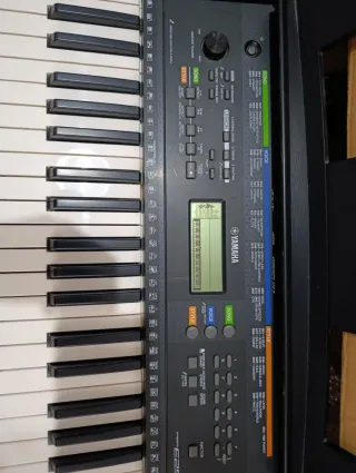 Tastiere Digitali Yamaha PSR-E253