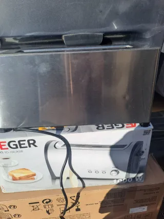 Tostadora Cecotec Negra