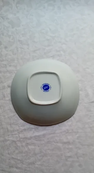 Plato Vidal porcelana diseño floral azul