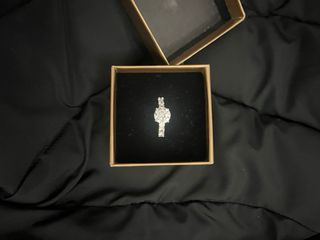 Anillo de plata con circonitas