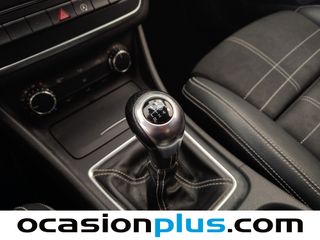 Mercedes-Benz CLA 200 d Urban 100 kW (136 CV)