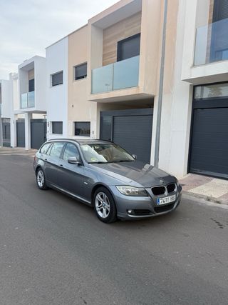BMW 318d touring