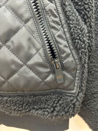 Alo Yoga Abrigo Negro Borreguito