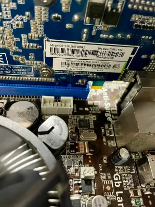 PC Sobremesa i5 con Gráfica