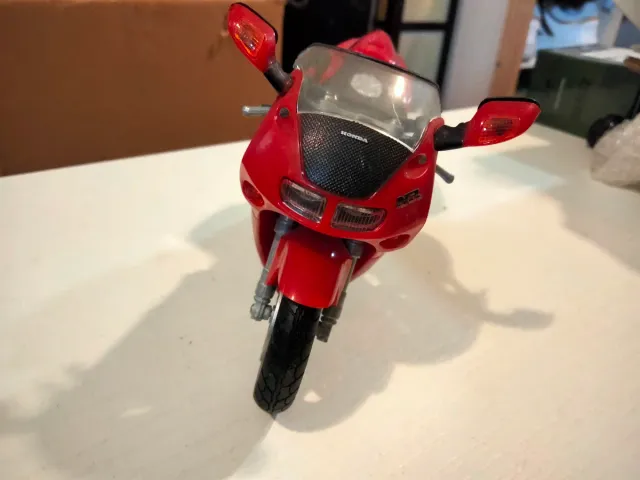 Moto Honda NR 1/12
