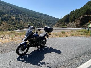 Moto MH Tray 125 - Febrero 2025